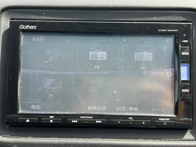 ホンダ ヴェゼル X ホンダセンシング 静岡県 2018(平30)年 6万km プラチナホワイトパール 純正メモリナビ（BT接続、CDチェンジャー、フルセグTV）/バックカメラ/クルーズコントロール（追従走行：有）/ドライブレコーダー/純正フロアマット/純正アルミホイール/D＋N席シートヒーター/スマートキー（スペアキー：1本）/ETC/USB入力端子/ABS/横滑り防止装置/コーナーセンサー/レーンキープアシスト/オートライト/LEDヘッドライト/W＋サイドエアバッグ/カーテンエアバッグ/衝突軽減システム