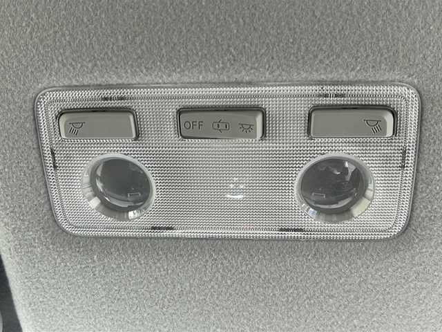 トヨタ スペイド F 沖縄県 2012(平24)年 9.9万km ホワイトパールクリスタルシャイン 純正ナビ/（ＡＭ／ＦＭ／ＣＤ／ＢＴ）　/ワンセグＴＶ　/バックカメラ　/片側パワースライドドア　/社外１５インチアルミホイール　/オートライト　/ＥＴＣ　/スマートキー　/純正フロアマット　/横滑り防止装置　/プッシュスタート