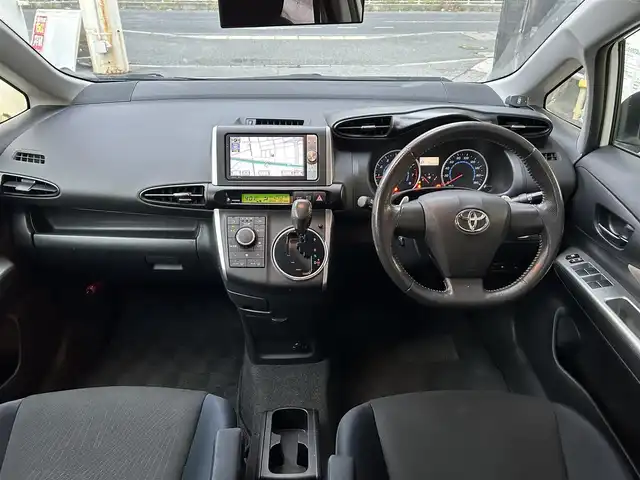トヨタ ウィッシュ 1．8S 千葉県 2012(平24)年 10.5万km ホワイトパールクリスタルシャイン 保証書、取説有/純正HDDナビ（NHZN-W61G）/TV/CD/DVD/BT/バックカメラ/ビルトインETC/横滑り防止装置/クリアランスソナー/MTモード付シフト/パドルシフト/電動格納ミラー/シートリフター/オートエアコン/オートライト/ISOFIX