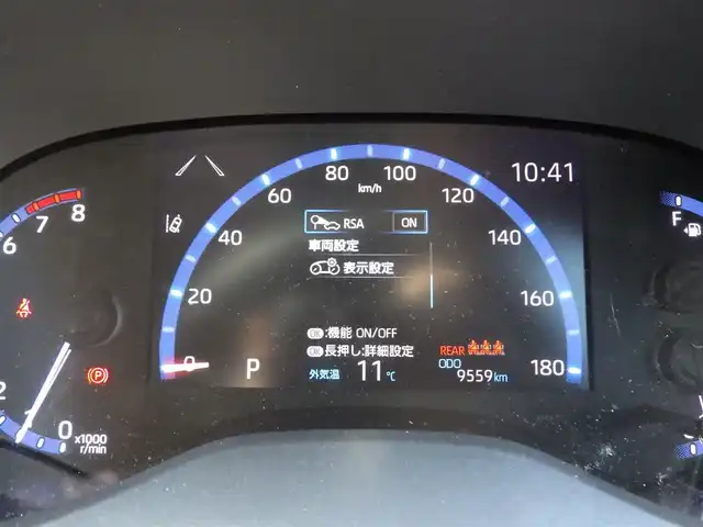 トヨタ ヤリスクロス Z 千葉県 2022(令4)年 1万km ブラックマイカ/プラチナホワイトパールマイカ Toyota Safety Sense/・プリクラッシュセーフティ/・レーンディパーチャーアラート/・オートハイビーム/・レーダークルーズコントロール/運転席パワーシート/ハーフレザーシート/純正コネクティッドナビ/【Bluetooth接続】/バックカメラ/ドライブレコーダー（前後撮影）【ZDR-035】/ETC/LEDヘッドライト/ステアリングヒーター/ステアリングスイッチ/革巻きステアリング/クリアランスソナー/純正18インチアルミホイル/サイド/カーテンエアバッグ/スマートキー