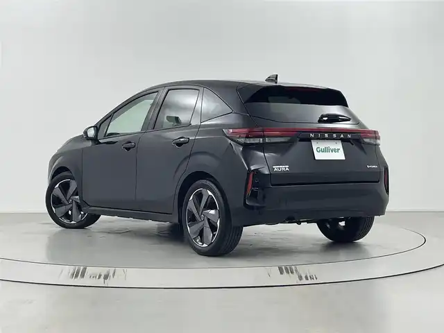 日産 オーラ G レザーエディション 埼玉県 2023(令5)年 0.9万km 黒 メーカー純正９インチナビ　/ＢＯＳＥサウンド/アラウンドビューモニター　/プロパイロット　/置くだけ充電　　/デジタルインナーミラー　/ハーフレザーシート　/ＨＤＭＩ　/社外前後ドラレコ　/レーンキープアシスト　/ＥＴＣ