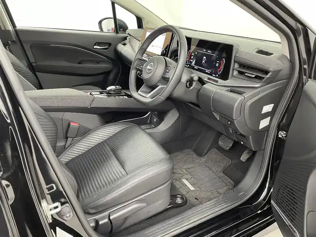 日産 オーラ G レザーエディション 埼玉県 2023(令5)年 0.9万km 黒 メーカー純正９インチナビ　/ＢＯＳＥサウンド/アラウンドビューモニター　/プロパイロット　/置くだけ充電　　/デジタルインナーミラー　/ハーフレザーシート　/ＨＤＭＩ　/社外前後ドラレコ　/レーンキープアシスト　/ＥＴＣ