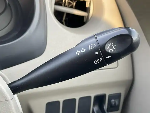 ダイハツ ミラ X スペシャル 群馬県 2012(平24)年 3.9万km ホワイト ガソリン/FF/インパネCVT/純正 CDプレイヤー（FM/AM/CD/交通情報）/ETC/安全/・ABS/・運転席・助手席エアバッグ/装備/・キーレスエントリー/・マニュアルエアコン/・全ドア パワーウインドウ/・パワーステアリング/・集中ドアロック/・DC12Vアクセサリーソケット/・ヘッドライトレベライザー/・純正ホイールキャップ/・リモコンキーx1/・ドアバイザー（純正品）/・フロアマット（純正品）/・車両取説/など