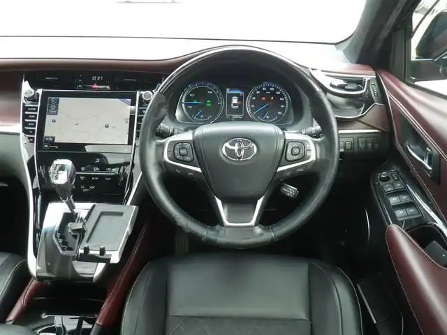 トヨタ ハリアー ハイブリッド プログレス 神奈川県 2017(平29)年 3.3万km スパークリングブラックパールクリスタルシャイン 4WD/サンルーフ/ワンオーナー/モデリスタエアロ（フロント/サイド/リアアンダー）/モデリスタバックドアスポイラー/モデリスタマフラーカッター/モデリスタグリルガーニッシュ/モデリスタバックドアガーニッシュ/モデリスタミラーガーニッシュ/メーカーSDナビ　フルセグTV/（Bluetooth/SD録音可/AUX/USB/DVD&ブルーレイ再生可）/JBLサウンドシステム/パノラミックビューモニター/パワーバックドア/クリアランスソナー/ハーフレザーシート/運転席パワーシート/トヨタセーフティセンス/レーダークルーズコントロール/プリクラッシュセーフティ/レーンディパーチャーアラート/アダプティブハイビーム/LEDヘッド&フォグランプ/LEDデイライト/カードキー/スマートキーx2/ビルトインETC2.0（ナビ連動）/純正ドライブレコーダー/クリスタルシフトノブ（純正有り）/クリスタルプッシュスタート（純正有り）/取説書/保証書/点検記録（全てトヨタディーラー実施）/　30/10  R1/10  R2/10  R3/10/ R4/10  R5/11  R6/11/6ヶ月点検記録（全てトヨタディーラー実施）/　R4/6  R5/4  R6/6