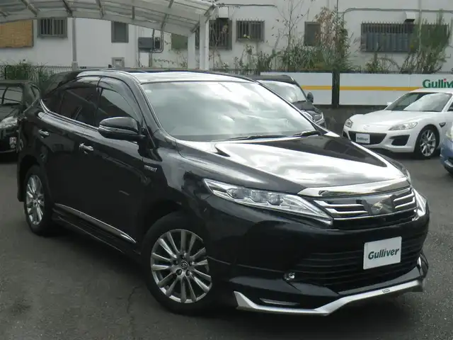 トヨタ ハリアー ハイブリッド プログレス 神奈川県 2017(平29)年 3.3万km スパークリングブラックパールクリスタルシャイン 4WD/サンルーフ/ワンオーナー/モデリスタエアロ（フロント/サイド/リアアンダー）/モデリスタバックドアスポイラー/モデリスタマフラーカッター/モデリスタグリルガーニッシュ/モデリスタバックドアガーニッシュ/モデリスタミラーガーニッシュ/メーカーSDナビ　フルセグTV/（Bluetooth/SD録音可/AUX/USB/DVD&ブルーレイ再生可）/JBLサウンドシステム/パノラミックビューモニター/パワーバックドア/クリアランスソナー/ハーフレザーシート/運転席パワーシート/トヨタセーフティセンス/レーダークルーズコントロール/プリクラッシュセーフティ/レーンディパーチャーアラート/アダプティブハイビーム/LEDヘッド&フォグランプ/LEDデイライト/カードキー/スマートキーx2/ビルトインETC2.0（ナビ連動）/純正ドライブレコーダー/クリスタルシフトノブ（純正有り）/クリスタルプッシュスタート（純正有り）/取説書/保証書/点検記録（全てトヨタディーラー実施）/　30/10  R1/10  R2/10  R3/10/ R4/10  R5/11  R6/11/6ヶ月点検記録（全てトヨタディーラー実施）/　R4/6  R5/4  R6/6