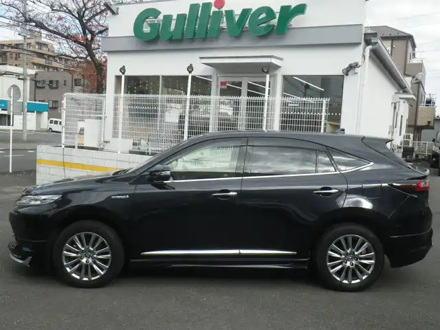 トヨタ ハリアー ハイブリッド プログレス 神奈川県 2017(平29)年 3.3万km スパークリングブラックパールクリスタルシャイン 4WD/サンルーフ/ワンオーナー/モデリスタエアロ（フロント/サイド/リアアンダー）/モデリスタバックドアスポイラー/モデリスタマフラーカッター/モデリスタグリルガーニッシュ/モデリスタバックドアガーニッシュ/モデリスタミラーガーニッシュ/メーカーSDナビ　フルセグTV/（Bluetooth/SD録音可/AUX/USB/DVD&ブルーレイ再生可）/JBLサウンドシステム/パノラミックビューモニター/パワーバックドア/クリアランスソナー/ハーフレザーシート/運転席パワーシート/トヨタセーフティセンス/レーダークルーズコントロール/プリクラッシュセーフティ/レーンディパーチャーアラート/アダプティブハイビーム/LEDヘッド&フォグランプ/LEDデイライト/カードキー/スマートキーx2/ビルトインETC2.0（ナビ連動）/純正ドライブレコーダー/クリスタルシフトノブ（純正有り）/クリスタルプッシュスタート（純正有り）/取説書/保証書/点検記録（全てトヨタディーラー実施）/　30/10  R1/10  R2/10  R3/10/ R4/10  R5/11  R6/11/6ヶ月点検記録（全てトヨタディーラー実施）/　R4/6  R5/4  R6/6