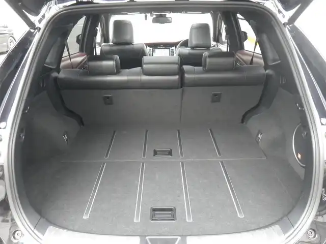 トヨタ ハリアー ハイブリッド プログレス 神奈川県 2017(平29)年 3.3万km スパークリングブラックパールクリスタルシャイン 4WD/サンルーフ/ワンオーナー/モデリスタエアロ（フロント/サイド/リアアンダー）/モデリスタバックドアスポイラー/モデリスタマフラーカッター/モデリスタグリルガーニッシュ/モデリスタバックドアガーニッシュ/モデリスタミラーガーニッシュ/メーカーSDナビ　フルセグTV/（Bluetooth/SD録音可/AUX/USB/DVD&ブルーレイ再生可）/JBLサウンドシステム/パノラミックビューモニター/パワーバックドア/クリアランスソナー/ハーフレザーシート/運転席パワーシート/トヨタセーフティセンス/レーダークルーズコントロール/プリクラッシュセーフティ/レーンディパーチャーアラート/アダプティブハイビーム/LEDヘッド&フォグランプ/LEDデイライト/カードキー/スマートキーx2/ビルトインETC2.0（ナビ連動）/純正ドライブレコーダー/クリスタルシフトノブ（純正有り）/クリスタルプッシュスタート（純正有り）/取説書/保証書/点検記録（全てトヨタディーラー実施）/　30/10  R1/10  R2/10  R3/10/ R4/10  R5/11  R6/11/6ヶ月点検記録（全てトヨタディーラー実施）/　R4/6  R5/4  R6/6