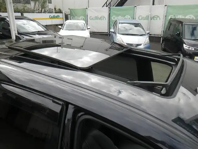 トヨタ ハリアー ハイブリッド プログレス 神奈川県 2017(平29)年 3.3万km スパークリングブラックパールクリスタルシャイン 4WD/サンルーフ/ワンオーナー/モデリスタエアロ（フロント/サイド/リアアンダー）/モデリスタバックドアスポイラー/モデリスタマフラーカッター/モデリスタグリルガーニッシュ/モデリスタバックドアガーニッシュ/モデリスタミラーガーニッシュ/メーカーSDナビ　フルセグTV/（Bluetooth/SD録音可/AUX/USB/DVD&ブルーレイ再生可）/JBLサウンドシステム/パノラミックビューモニター/パワーバックドア/クリアランスソナー/ハーフレザーシート/運転席パワーシート/トヨタセーフティセンス/レーダークルーズコントロール/プリクラッシュセーフティ/レーンディパーチャーアラート/アダプティブハイビーム/LEDヘッド&フォグランプ/LEDデイライト/カードキー/スマートキーx2/ビルトインETC2.0（ナビ連動）/純正ドライブレコーダー/クリスタルシフトノブ（純正有り）/クリスタルプッシュスタート（純正有り）/取説書/保証書/点検記録（全てトヨタディーラー実施）/　30/10  R1/10  R2/10  R3/10/ R4/10  R5/11  R6/11/6ヶ月点検記録（全てトヨタディーラー実施）/　R4/6  R5/4  R6/6