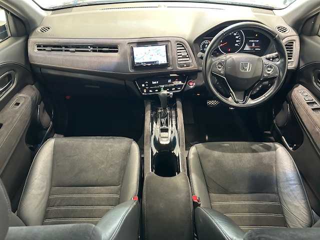 ホンダ ヴェゼル 宮城県 2017(平29)年 11万km モルフォブルーP Honda SENSING/・衝突軽減ブレーキ/・歩行者事故低減ステアリング/・アダプティブ・クルーズ・コントロール/・車線維持支援システム/・路外逸脱抑制機能/・誤発進抑制機能/・先行者発進お知らせ機能/・標識認識機能/SD純正ナビ/バックカメラ/Bluetooth、CD/TV/USB入力端子/プッシュスタート/LEDヘッドライト/フォグランプ/オートライト/シートヒーター/純正フロアアット/純正ビルトインETC