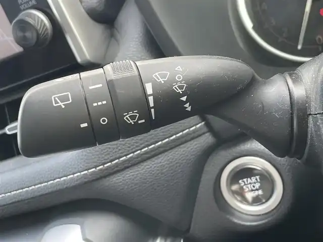 ミツオカ バディ 20LX 滋賀県 2022(令4)年 2.8万km パール 純正ディスプレイオーディオ/(Bluetooth/Carplay）/サンルーフ/トヨタセーフティーセンス/・プリクラッシュセーフティ/・レーダークルーズコントロール/・レーンキープアシスト/・標識認識/・オートハイビーム/LEDオートライト/フォグ/ブラインドスポットモニター/パノラミックビューモニター/レザーシート/メモリ付きパワーシート/シートヒーター/シートクーラー/ステアリングヒーター/パドルシフト/電動リアゲート/電動パーキング/ブレーキホールド/コーナーセンサー/電動格納ミラー/前後ドラレコ/デジタルインナーミラー/ETC2.0/USB/DEENアルミ車載（スタッドレスタイヤ）