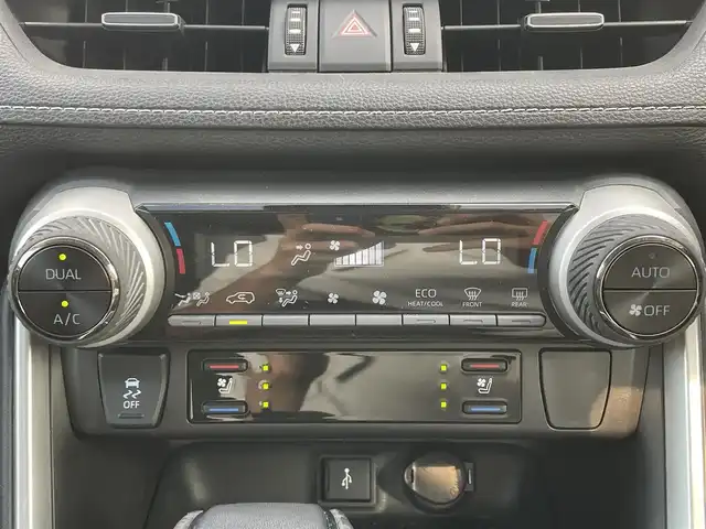 ミツオカ バディ 20LX 滋賀県 2022(令4)年 2.8万km パール 純正ディスプレイオーディオ/(Bluetooth/Carplay）/サンルーフ/トヨタセーフティーセンス/・プリクラッシュセーフティ/・レーダークルーズコントロール/・レーンキープアシスト/・標識認識/・オートハイビーム/LEDオートライト/フォグ/ブラインドスポットモニター/パノラミックビューモニター/レザーシート/メモリ付きパワーシート/シートヒーター/シートクーラー/ステアリングヒーター/パドルシフト/電動リアゲート/電動パーキング/ブレーキホールド/コーナーセンサー/電動格納ミラー/前後ドラレコ/デジタルインナーミラー/ETC2.0/USB/DEENアルミ車載（スタッドレスタイヤ）