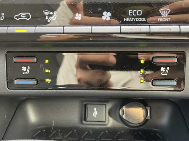 ミツオカ バディ 20LX 滋賀県 2022(令4)年 2.8万km パール 純正ディスプレイオーディオ/(Bluetooth/Carplay）/サンルーフ/トヨタセーフティーセンス/・プリクラッシュセーフティ/・レーダークルーズコントロール/・レーンキープアシスト/・標識認識/・オートハイビーム/LEDオートライト/フォグ/ブラインドスポットモニター/パノラミックビューモニター/レザーシート/メモリ付きパワーシート/シートヒーター/シートクーラー/ステアリングヒーター/パドルシフト/電動リアゲート/電動パーキング/ブレーキホールド/コーナーセンサー/電動格納ミラー/前後ドラレコ/デジタルインナーミラー/ETC2.0/USB/DEENアルミ車載（スタッドレスタイヤ）