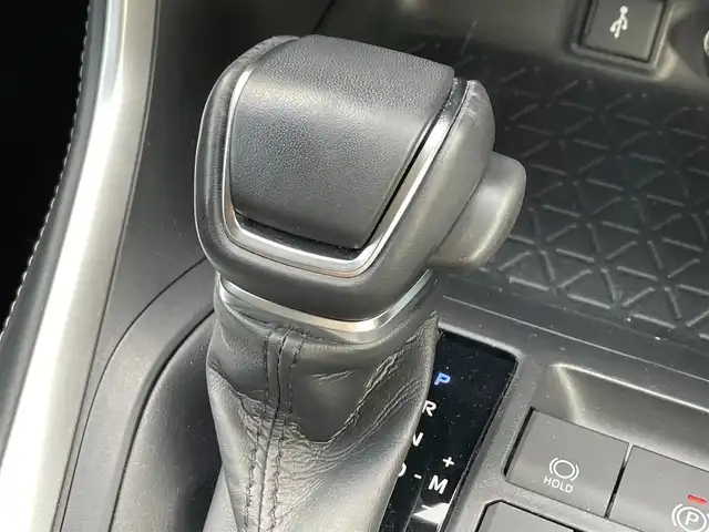 ミツオカ バディ 20LX 滋賀県 2022(令4)年 2.8万km パール 純正ディスプレイオーディオ/(Bluetooth/Carplay）/サンルーフ/トヨタセーフティーセンス/・プリクラッシュセーフティ/・レーダークルーズコントロール/・レーンキープアシスト/・標識認識/・オートハイビーム/LEDオートライト/フォグ/ブラインドスポットモニター/パノラミックビューモニター/レザーシート/メモリ付きパワーシート/シートヒーター/シートクーラー/ステアリングヒーター/パドルシフト/電動リアゲート/電動パーキング/ブレーキホールド/コーナーセンサー/電動格納ミラー/前後ドラレコ/デジタルインナーミラー/ETC2.0/USB/DEENアルミ車載（スタッドレスタイヤ）