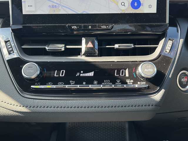トヨタ ＧＲカローラ RZ 岐阜県 2024(令6)年 1.3万km グレー 登録時走行距離12208km/１０．５型ディスプレイオーディオ（ナビインストール済み）/スマートフォン連携/ヘッドアップディスプレイ/フルセグテレビ/バックカメラ/Blue tooth・USB入力端子/ビルトインETC2.0/フルエアロ/トヨタセーフティセンス/プリクラッシュセーフティ/ブラインドスポットモニター/EBD（電子制動力配分制御）付ABS＆ブレーキアシスト/LEDヘッドライト/オートマチックハイビーム/オートライト/LEDフォグランプ/コーナーセンサー前後/レーダークルーズコントロール/レーンキープアシスト/横滑り防止装置/盗難防止装置/エアバッグ運転席・助手席/カーテンエアバッグ/ハーフレザーシート/純正フロアマット/フルフラットシート/内装レッドステッチ/プッシュスタート/スマートキー/スペアキー1本/ターボ車/６MT/4WD/JBLプレミアムサウンド/カーボンルーフ