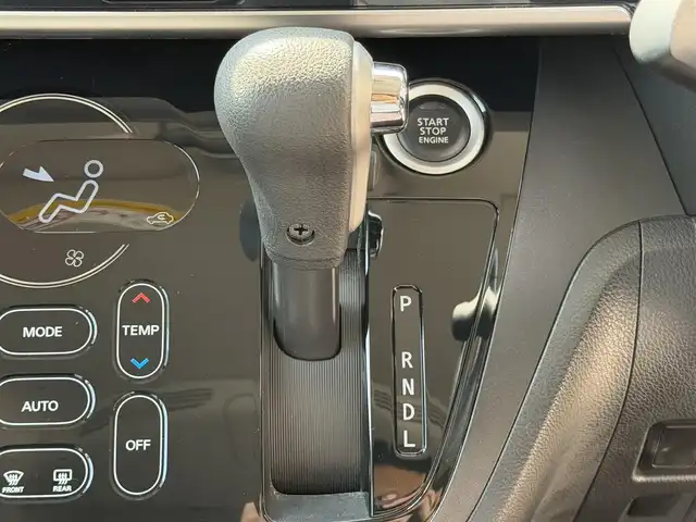 日産 デイズ ルークス ハイウェイスター Gターボ 兵庫県 2019(令1)年 5.5万km ブラック 社外ナビ(CN-RE07WD)/(CD/DVD/BT)/フルセグTV/全周囲カメラ/ETC/両側パワースライドドア/ドライブレコーダー/衝突軽減ブレーキ/LEDヘッドライト/オートライト/オートハイビーム/フォグランプ/ステアリングリモコン/電動格納ミラー/ドアバイザー/スマートキー/純正フロアマット/純正アルミ15インチ