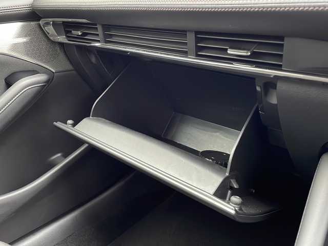 マツダ マツダ３セダン XD プロアクティブ ツーリングS 新潟県 2020(令2)年 5.5万km ソウルレッドクリスタルM 純正ナビ/(AM/FM/CD/DVD/Bluetooth)/フルセグTV/BOSEサウンド/バックカメラ/ブラインドスポットモニター/前後ドライブレコーダー/衝突軽減ブレーキ/レーダークルーズコントロール/前後コーナーセンサー/D/N席シートヒーター/D席パワーシート/ステアリングヒーター/ビルトインETC/スマートキー/スペアキー/取扱説明書/保証書