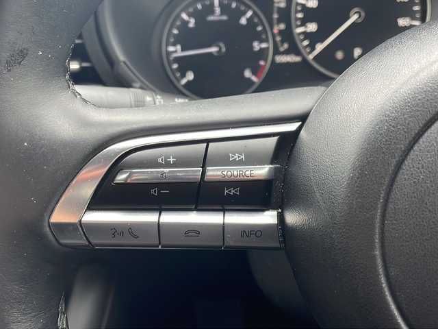 マツダ マツダ３セダン XD プロアクティブ ツーリングS 新潟県 2020(令2)年 5.5万km ソウルレッドクリスタルM 純正ナビ/(AM/FM/CD/DVD/Bluetooth)/フルセグTV/BOSEサウンド/バックカメラ/ブラインドスポットモニター/前後ドライブレコーダー/衝突軽減ブレーキ/レーダークルーズコントロール/前後コーナーセンサー/D/N席シートヒーター/D席パワーシート/ステアリングヒーター/ビルトインETC/スマートキー/スペアキー/取扱説明書/保証書