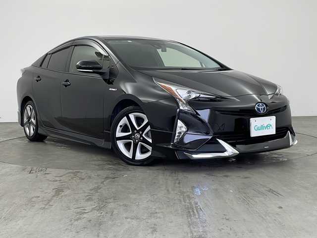 トヨタ プリウス S ツーリングセレクション 兵庫県 2018(平30)年 5.3万km アティチュードブラックマイカ ・社外ナビ&TV&BT&CD&DVD&SD/・モデリスタエアロ/・革シート/・シートヒーター/・ETC/・バックカメラ/・トヨタセーフティセンス/・レーダークルーズコントロール/・レーンキープアシスト/・オートマチックハイビーム/・プリクラッシュセーフティ/・横滑り防止装置/・レーンディパチャ―アラート/・ドライブレコーダー/・ステアリングスイッチ/・革巻きステアリング/・ドアバイザー/・純正17インチアルミホイール/・純正フロアマット/・スマートキー/・プッシュスタート