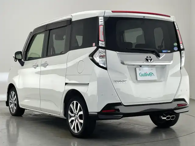 トヨタ タンク カスタムG－T 愛知県 2019(平31)年 6万km パールホワイトⅢ 純正９型ナビ　両側パワスラ　禁煙　バックカメラ　前後ドラレコ　ＥＴＣ　Ｂｌｕｅｔｏｏｔｈ　フルセグＴＶ　シートヒーター　衝突軽減　オートハイビーム　クルコン　アイドリングストップ　ターボ搭載車　ＤＶＤ プッシュスタート　スマートキー　ワンオーナー　ミュージックサーバー