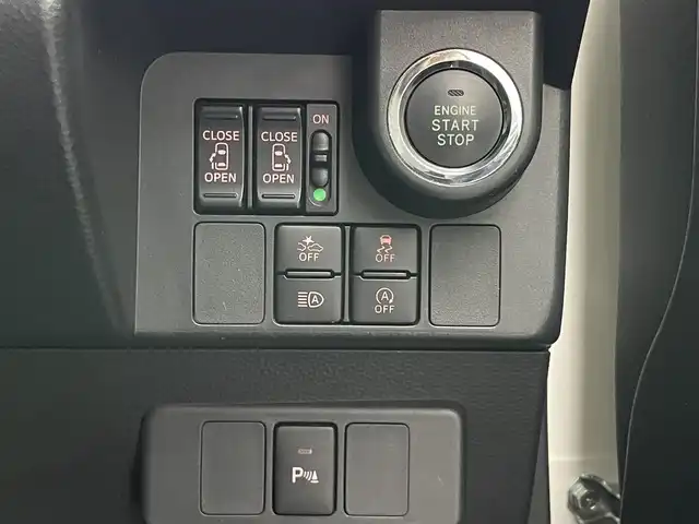 トヨタ タンク カスタムG－T 愛知県 2019(平31)年 6万km パールホワイトⅢ 純正９型ナビ　両側パワスラ　禁煙　バックカメラ　前後ドラレコ　ＥＴＣ　Ｂｌｕｅｔｏｏｔｈ　フルセグＴＶ　シートヒーター　衝突軽減　オートハイビーム　クルコン　アイドリングストップ　ターボ搭載車　ＤＶＤ プッシュスタート　スマートキー　ワンオーナー　ミュージックサーバー