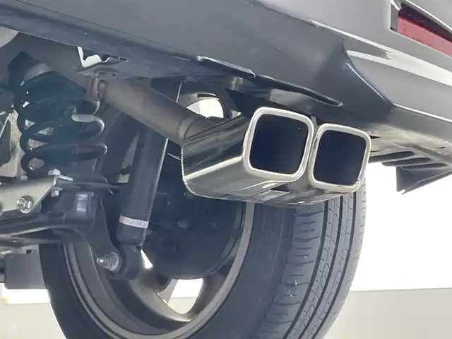 トヨタ タンク カスタムG－T 愛知県 2019(平31)年 6万km パールホワイトⅢ 純正９型ナビ　両側パワスラ　禁煙　バックカメラ　前後ドラレコ　ＥＴＣ　Ｂｌｕｅｔｏｏｔｈ　フルセグＴＶ　シートヒーター　衝突軽減　オートハイビーム　クルコン　アイドリングストップ　ターボ搭載車　ＤＶＤ プッシュスタート　スマートキー　ワンオーナー　ミュージックサーバー