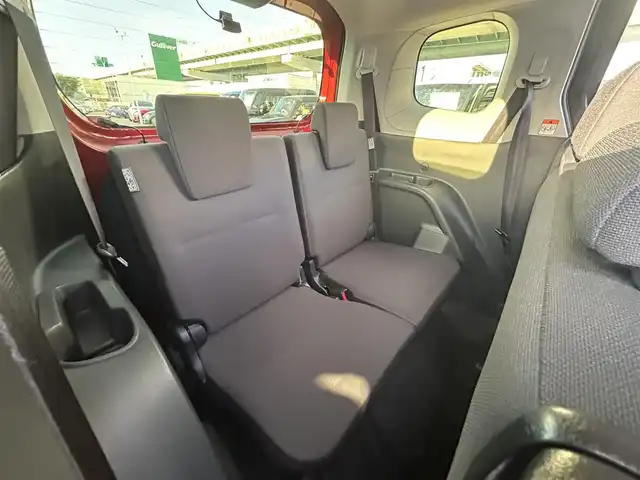 トヨタ シエンタ G 愛知県 2024(令6)年 1.5万km スカーレットメタリック 純正ディスプレイオーディオナビ/　（FM/AM、BT、USB、Miracast、フルセグTV）/バックカメラ/ＥＴＣ/前方ドライブレコーダー/コーナーセンサー/衝突被害軽減ブレーキ/レーンキープ/オートマチックハイビーム/アイドリングストップ/両側電動スライドドア/プッシュスタート/ＬＥＤヘッドライト/純正フロアマット/サイドバイザー/ブラインドスポットモニター