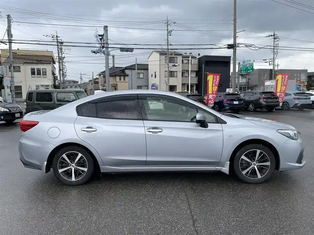 スバル インプレッサ Ｇ４ 1．6i－L アイサイト 石川県 2020(令2)年 3.3万km シルバー 4WD/純正メモリーナビ/CD/DVD/フルセグTV/バックカメラ/LEDヘッドライト/ETC/スマートキー/プッシュスタート/電動ミラー/純正アルミホイール/レーダークルーズ/アイサイト/レーンキープアシスト/ABS
