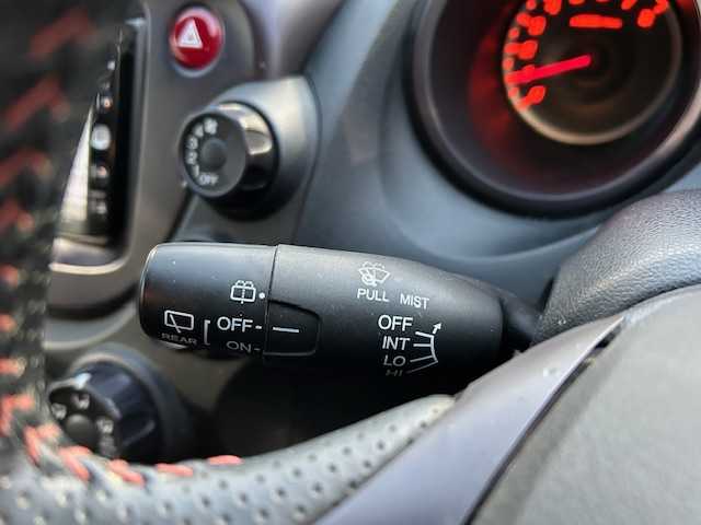 ホンダ フィット シーズ 東京都 2010(平22)年 7.7万km ピンクゴールドメタリック 純正ナビHDDナビ/フルセグ/DVD再生機能有/CD・SD・AM・FM/スタッドレスタイヤホイール4本セット/ETC/ドアバイザー/純正フロアマット/取扱説明書/記録簿