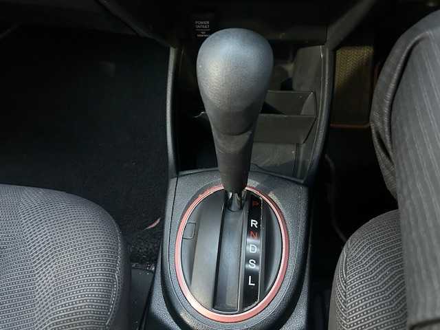 ホンダ フィット シーズ 東京都 2010(平22)年 7.7万km ピンクゴールドメタリック 純正ナビHDDナビ/フルセグ/DVD再生機能有/CD・SD・AM・FM/スタッドレスタイヤホイール4本セット/ETC/ドアバイザー/純正フロアマット/取扱説明書/記録簿