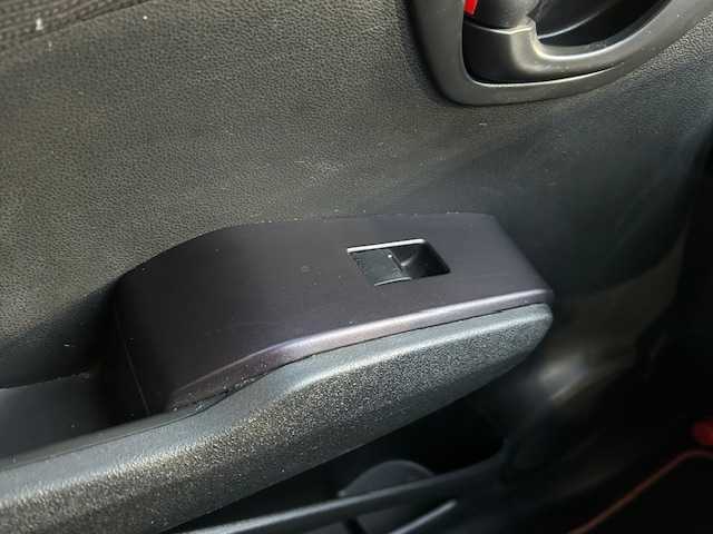 ホンダ フィット シーズ 東京都 2010(平22)年 7.7万km ピンクゴールドメタリック 純正ナビHDDナビ/フルセグ/DVD再生機能有/CD・SD・AM・FM/スタッドレスタイヤホイール4本セット/ETC/ドアバイザー/純正フロアマット/取扱説明書/記録簿