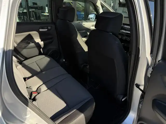 ホンダ フィット e:HEVベーシック 栃木県 2020(令2)年 4.8万km ルナシルバーM ホンダセンシング /レーンアシスト/レーダークルーズコントロール/純正ナビ/Bluetooth/バックカメラ/DVD再生/フルセグTV/前後ドラレコ/ETC/LEDヘッドライト/スマートキー×2