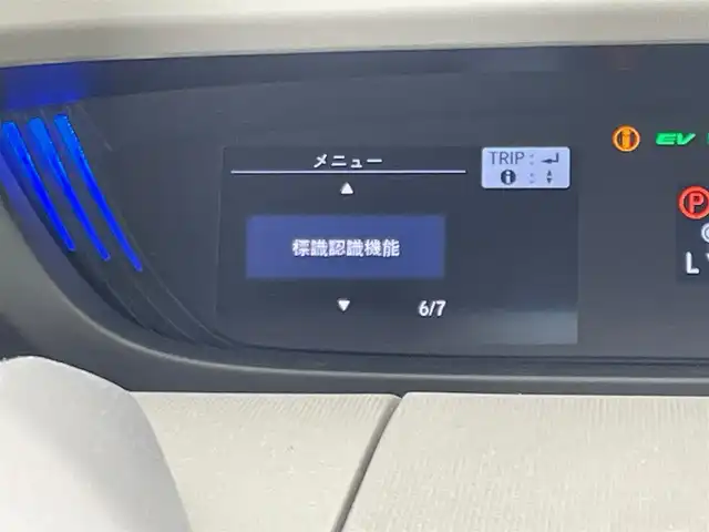 車両画像8