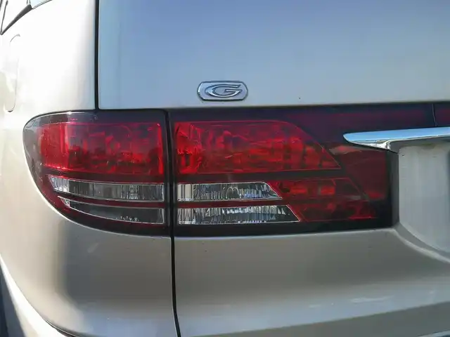 トヨタ エスティマ Ｔ G 茨城県 2003(平15)年 18万km ベージュM 純正ナビ/【CD・DVD・MD・AM・FM・TV】/クルコン/ETC/Bカメラ/フロントカメラ/両側スライドドア/前方コーナーセンサー/オートライト/Fフォグ/キセノンライト/ヘッドライトレベライザー/純正フロアマット/純正アルミホイール