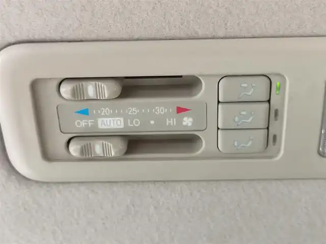 トヨタ エスティマ Ｔ G 茨城県 2003(平15)年 18万km ベージュM 純正ナビ/【CD・DVD・MD・AM・FM・TV】/クルコン/ETC/Bカメラ/フロントカメラ/両側スライドドア/前方コーナーセンサー/オートライト/Fフォグ/キセノンライト/ヘッドライトレベライザー/純正フロアマット/純正アルミホイール