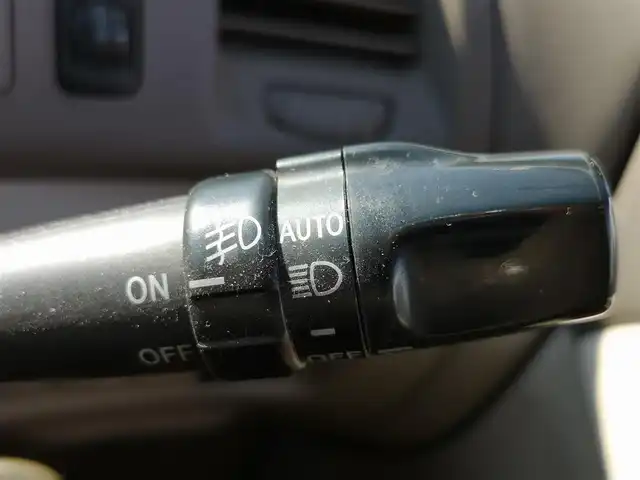 トヨタ エスティマ Ｔ G 茨城県 2003(平15)年 18万km ベージュM 純正ナビ/【CD・DVD・MD・AM・FM・TV】/クルコン/ETC/Bカメラ/フロントカメラ/両側スライドドア/前方コーナーセンサー/オートライト/Fフォグ/キセノンライト/ヘッドライトレベライザー/純正フロアマット/純正アルミホイール