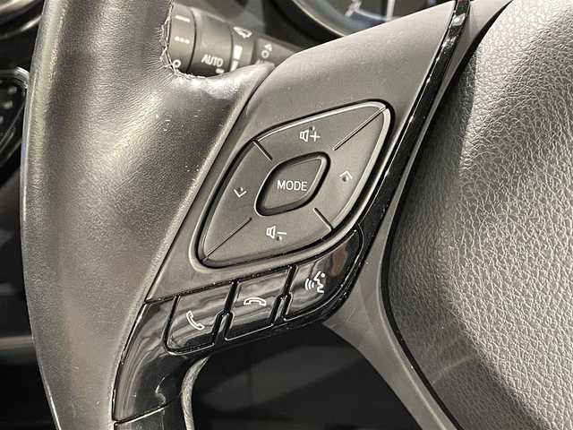 トヨタ Ｃ－ＨＲ G LEDエディション 愛知県 2018(平30)年 4.9万km ホワイトパールクリスタルシャイン ワンオーナー/純正ナビ(NSZT-W66T)/衝突軽減ブレーキ/レーダークルーズコントロール/シートヒーター/ドライブレコーダー/ＥＴＣ/ブラインドスポットモニター/クリアランスソナー/バックカメラ/レーンキープアシスト/純正フロアマット/オートハイビーム/ISOFIX