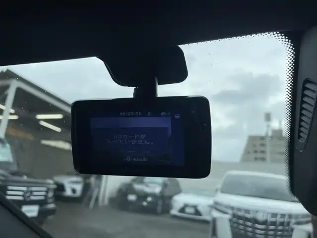 メルセデス・ベンツ ＣＬＡ１８０ Sブレイク AMG スタイル 東京都 2017(平29)年 3.9万km ポーラシルバー ワンオーナー/純正ナビ/（フルセグ/BT/CD/DVD/FM/AM）/アダプティブクルーズコントロール/レーンキープアシスト/ブラインドスポットアシスト/オートマチックハイビーム/パドルシフト/パワーバックドア/ハーフレザーシート/パワーシート（D）/シートヒーター（D/N）/プッシュスタート/バックカメラ/スマートキー/スペアキー/ドライブレコーダー/ETC2.0
