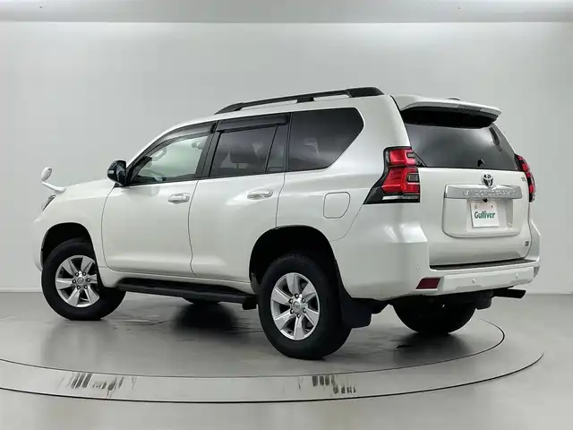 トヨタ ランドクルーザー プラド TX 埼玉県 2023(令5)年 1.1万km ホワイトパールクリスタルシャイン トヨタセーフティセンス/サンルーフ/デジタルインナーミラー/純正メモリナビ(型式：NSZT-Y68T)/CD/DVD/Bluetooth/フルセグ/バックカメラ/前後ドライブレコーダー/ビルトインETC2.0/純正１７インチAW/純正フロアマット/プッシュスタート/スマートキー/スペアキー/保証書・取説