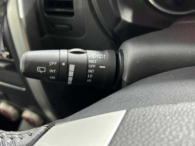 日産 エクストレイル 20Xtt 佐賀県 2013(平25)年 9.8万km ダイヤモンドブラック 純正7インチナビ/ＡＭ/ＦＭ/Bluetooth/フルセグTV/SD/バックカメラ/４WD/クルーズコントロール/スマートキー/全席シートヒーター/純正フロアマット/純正18インチアルミホイール	/ダウンヒルアシストコントロール/ドアバイザー/ドライブレコーダー/ETC/ルーフレール/オートライト/パワーステアリング/パワーウィンドウ/横滑り防止/電動格納ウィンカーミラー