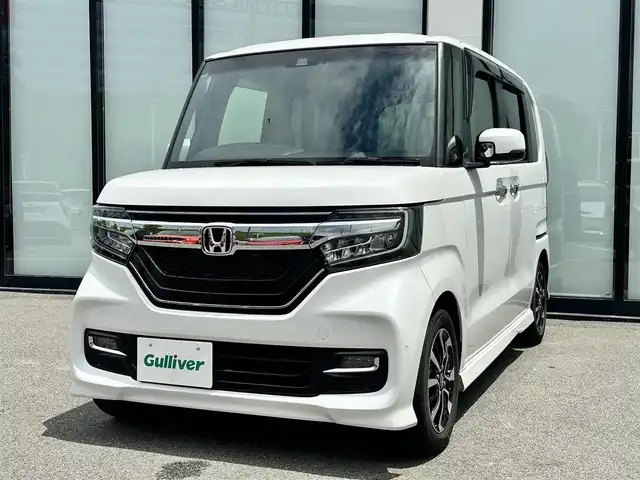 ホンダ Ｎ ＢＯＸ カスタム G L ホンダセンシング 大阪府 2020(令2)年 2.4万km プラチナホワイトパール 純正ナビ/  フルセグTV/CD/DVD/Bluetooth/USB/バックモニター/衝突軽減ブレーキ/横滑り防止装置/コーナーセンサー/両側パワースライドドア/レーダークルーズコントロール/レーンキープアシスト/ドライブレコーダー/純正14インチアルミホイール/純正フロアマット/プッシュスタート/スマートキー/ＥＴＣ/ＬＥＤ/禁煙車