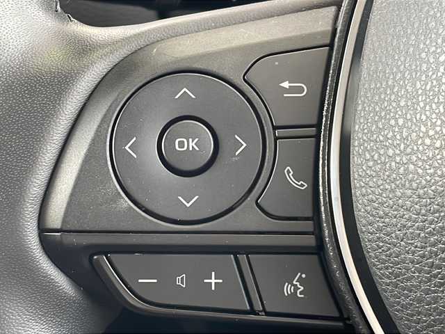 トヨタ ＲＡＶ４ G 京都府 2022(令4)年 2.6万km ホワイトパールクリスタルシャイン ワンオーナー/10.5インチ純正ディスプレイオーディオ/(コネクティッドナビ対応)/フルセグTV/FM/AM/Bluetooth/USB/パノラマムーンルーフ/ルーフレール/デジタルインナーミラー/前後ドラレコ/レーダー探知機/トヨタセーフティセンス/プリクラッシュセーフティ/レーントレーシングアシスト/レーダークルーズコントロール/オートマチックハイビーム/ロードサインアシスト/パーキングサポートブレーキ/ブラインドスポットモニター/パーキングサポートブレーキ/ドライブスタートコントロール/パノラミックビューモニター/緊急時操舵支援機能/低速時加速抑制機能/先行車発進告知機能/カーブ速度抑制機能/オートホールド/シートヒーター/シートベンチレーション/ステアリングヒーター/シートメモリー/オートドアミラー/ステアリングスイッチ/ウィンカーミラー/スペアタイヤ/取扱説明書/保証書/点検記録簿