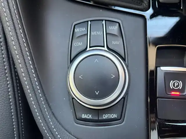 ＢＭＷ Ｘ１ xDrive 18d xライン EDジョイ+ 愛知県 2021(令3)年 4.3万km アルピンホワイトⅢ ワンオーナー/メモリナビ(BT/USB/AM/FM)/バックカメラ/クリアランスソナー/レーダークルーズコントロール/ABS/横滑り防止装置/レーンキープアシスト/盗難防止装置/衝突被害軽減システム/オートライト/電動格納式ミラー/電動リアゲート/パワーシート/純正アルミホイール/保証書/取扱説明書/スマートキー/スペアキー