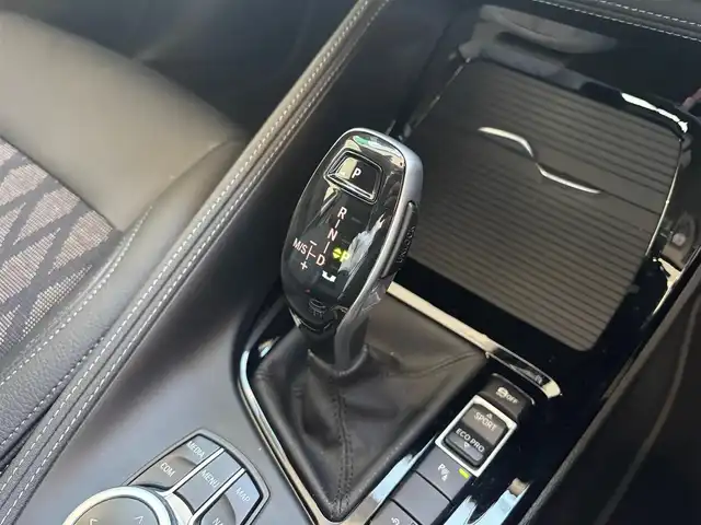ＢＭＷ Ｘ１ xDrive 18d xライン EDジョイ+ 愛知県 2021(令3)年 4.3万km アルピンホワイトⅢ ワンオーナー/メモリナビ(BT/USB/AM/FM)/バックカメラ/クリアランスソナー/レーダークルーズコントロール/ABS/横滑り防止装置/レーンキープアシスト/盗難防止装置/衝突被害軽減システム/オートライト/電動格納式ミラー/電動リアゲート/パワーシート/純正アルミホイール/保証書/取扱説明書/スマートキー/スペアキー