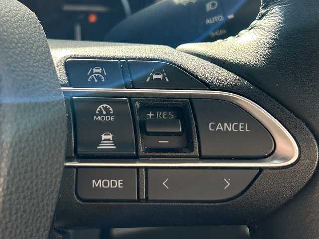 トヨタ ヴォクシー ハイブリッド S－Z 石川県 2022(令4)年 2.2万km アティチュードブラックマイカ SDナビ/Bluetooth/全方位カメラ/フルセグTV/ETC/ドライブレコーダー/シートヒーター/両側パワースライドドア/LEDヘッドライト/レーダークルーズコントロール/スマートキー/デジタルインナーミラー