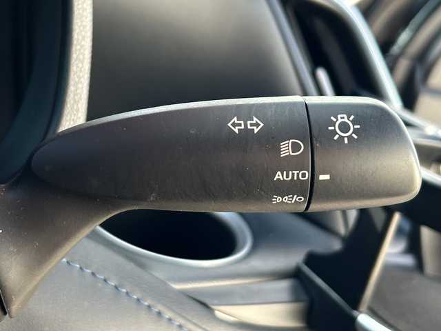 トヨタ ヴォクシー ハイブリッド S－Z 石川県 2022(令4)年 2.2万km アティチュードブラックマイカ SDナビ/Bluetooth/全方位カメラ/フルセグTV/ETC/ドライブレコーダー/シートヒーター/両側パワースライドドア/LEDヘッドライト/レーダークルーズコントロール/スマートキー/デジタルインナーミラー