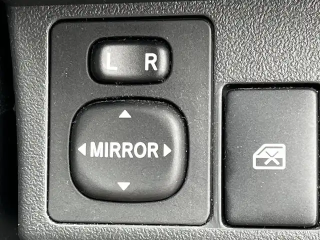ダイハツ コペン セロ 奈良県 2018(平30)年 4.5万km 緑 社外ナビ/（NSCP-W64）/フルセグテレビ/bluetooth/CD/DVD/ETC/ウッド調シフトノブ/プッシュスターター/アイドリングストップ/横滑り防止