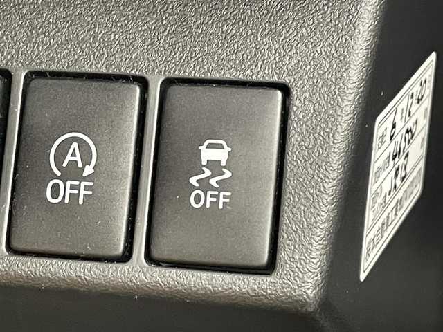 ダイハツ コペン セロ 福岡県 2018(平30)年 4.5万km 緑 社外ナビ（Ｂｌｕｅｔｏｏｔｈ，ＴＶ）　/ＥＴＣ　/ＭＴモード付き　/シートヒーター　/プッシュスタート　/横滑り防止装置　/アイドリングストップ　/ステアリングリモコン　/電動格納式ドアミラー　/純正フロアマット　/純正１６インチＡＷ　/LED ヘッドライト　