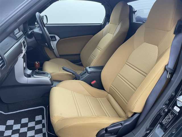 ダイハツ コペン セロ 福岡県 2018(平30)年 4.5万km 緑 社外ナビ（Ｂｌｕｅｔｏｏｔｈ，ＴＶ）　/ＥＴＣ　/ＭＴモード付き　/シートヒーター　/プッシュスタート　/横滑り防止装置　/アイドリングストップ　/ステアリングリモコン　/電動格納式ドアミラー　/純正フロアマット　/純正１６インチＡＷ　/LED ヘッドライト　