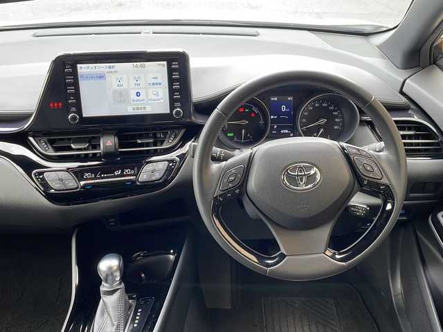 トヨタ Ｃ－ＨＲ G モード ネロセーフティプラスⅡ 福島県 2022(令4)年 4.8万km パールⅡ ワンオーナー/TRDエアロ（F/S/R）/純正メモリナビ/　【BT/USB/Miracast】/バックカメラ/全周囲カメラ/ビルトインETC/前後ドライブレコーダー/外付けデジタルインナーミラー/ハーフレザーシート/前席シートヒーター/LEDヘッドライト（AUTO機能付き）/　・フォグランプ/レーダークルーズコントロール/コーナーセンサー/レーンキープアシスト/パーキングアシスト/ドアプロテクター/ステアリングスイッチ/横滑り防止機能/衝突軽減システム/アイドリングストップ/純正フロアマット/スペアキー×１