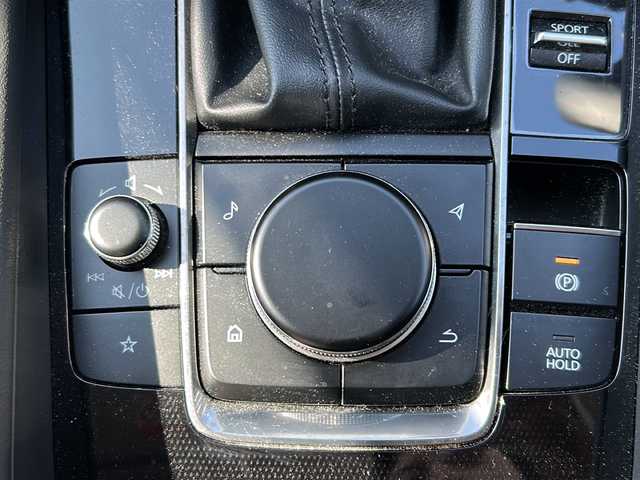 マツダ マツダ３セダン 20S 100周年特別記念車 山形県 2021(令3)年 0.9万km スノーフレイクホワイトパールマイカ ワンオーナー/4WD/BSM/レーダークルーズコントロール/レーンキープアシスト/BOSEサウンドシステム/前後コーナーセンサー/純正ナビ/（Bluetooth/CD/DVD/フルセグ)/全方位カメラ/LEDオートライト/オートマチックハイビーム/レザーシート/DN席シートヒーター/D席パワーシート/シートメモリ/前後純正ドライブレコーダー/ステアリングスイッチ/ステアリングヒーター/電動パーキングブレーキ/オートブレーキホールド/ETC/純正AW/純正フロアマット/電動格納ウィンカーミラー/スマートキー×2　/エンジンスターター/ドアバイザー